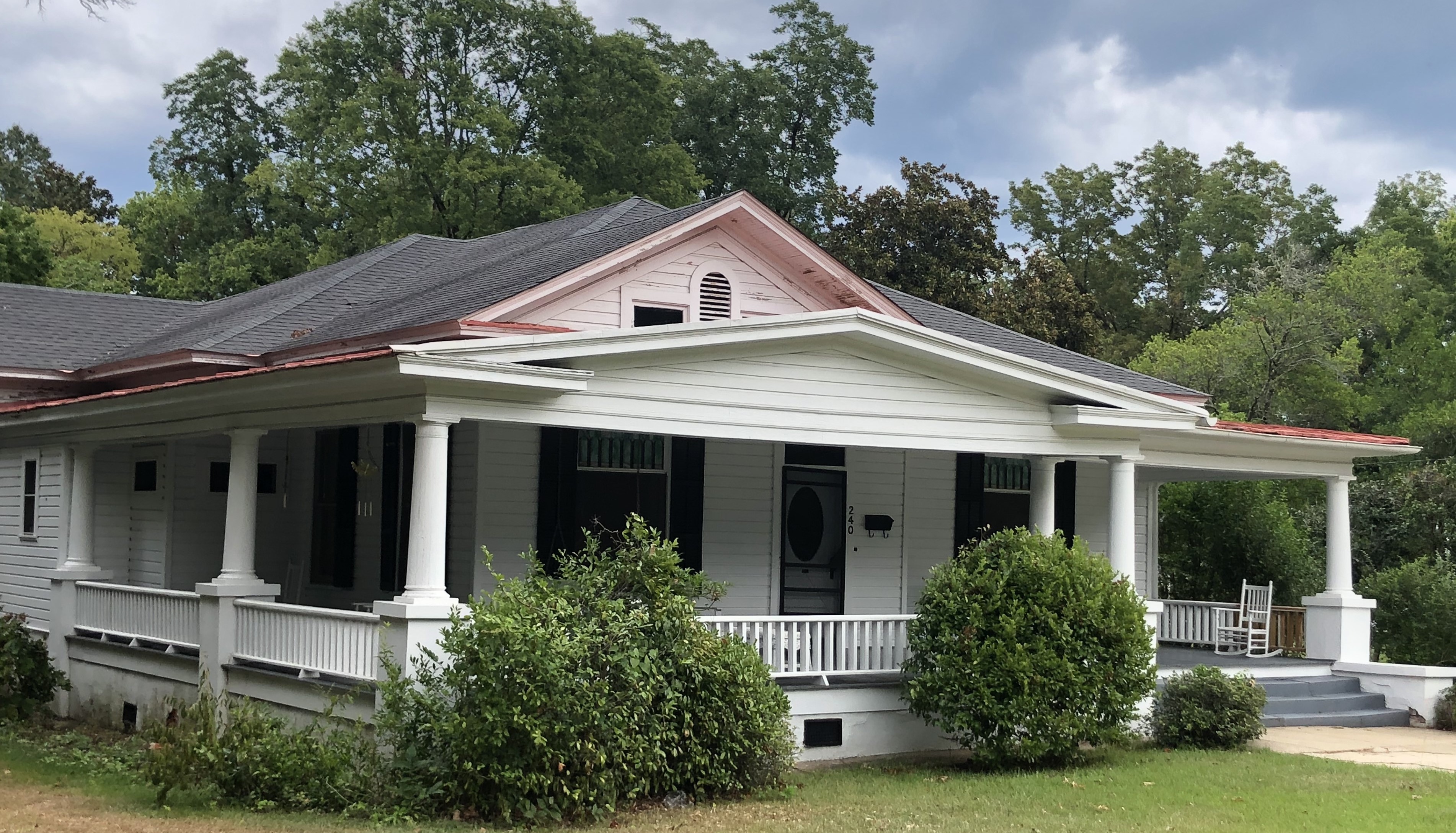 Photo of front of the house from the right