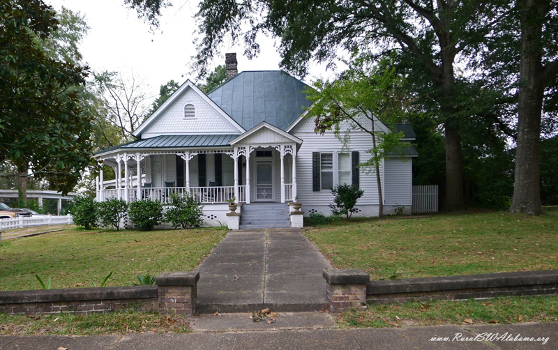 Photo of the front right of the house